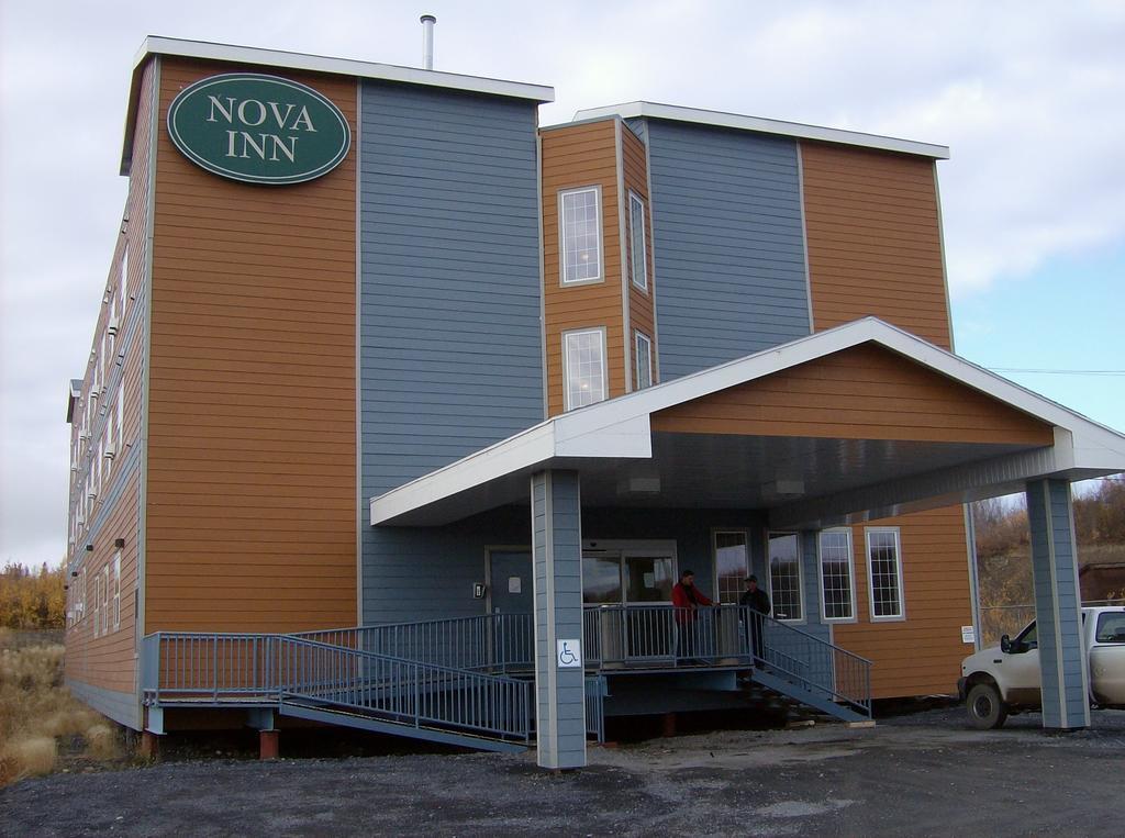 Nova Inn Inuvik Zewnętrze zdjęcie